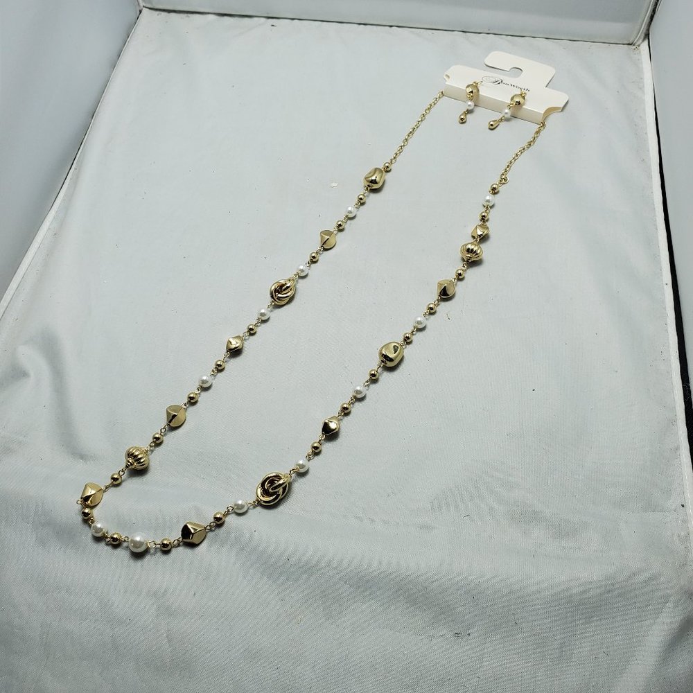 Bonworth gold pearl necklace set
